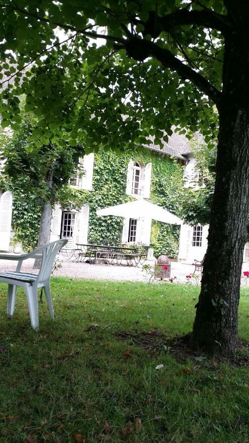 Bed and Breakfast Le Domaine Du Mijarnier Montbeugny Экстерьер фото