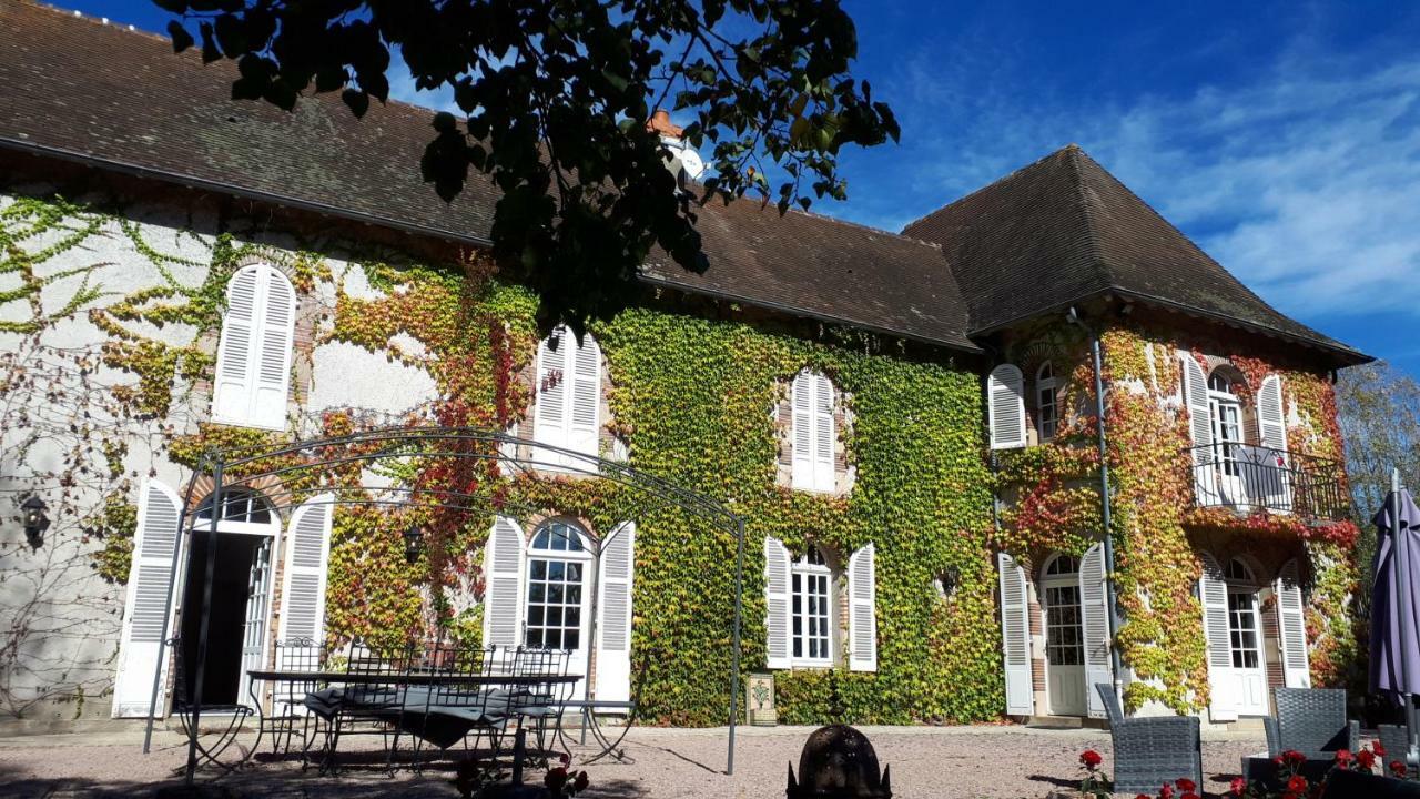 Bed and Breakfast Le Domaine Du Mijarnier Montbeugny Экстерьер фото